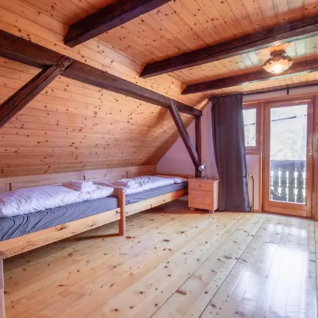 River Valley View House Daire